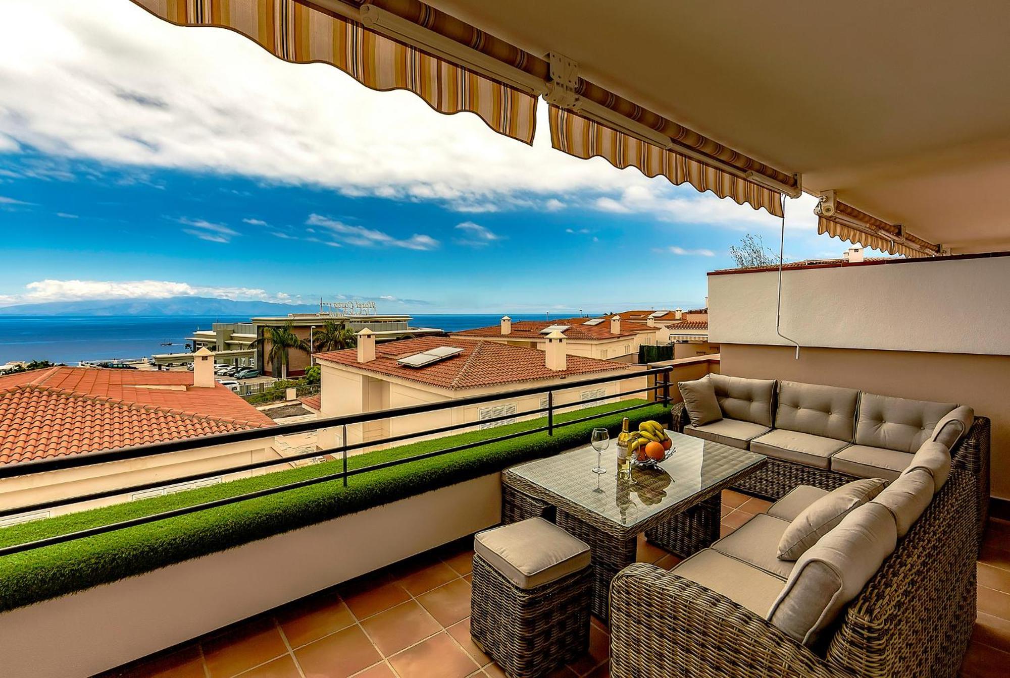 Apartment With Spectacular View In Puerto Santiago Puerto de Santiago  Eksteriør billede